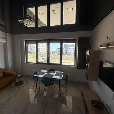 Summer Breeze アパート *